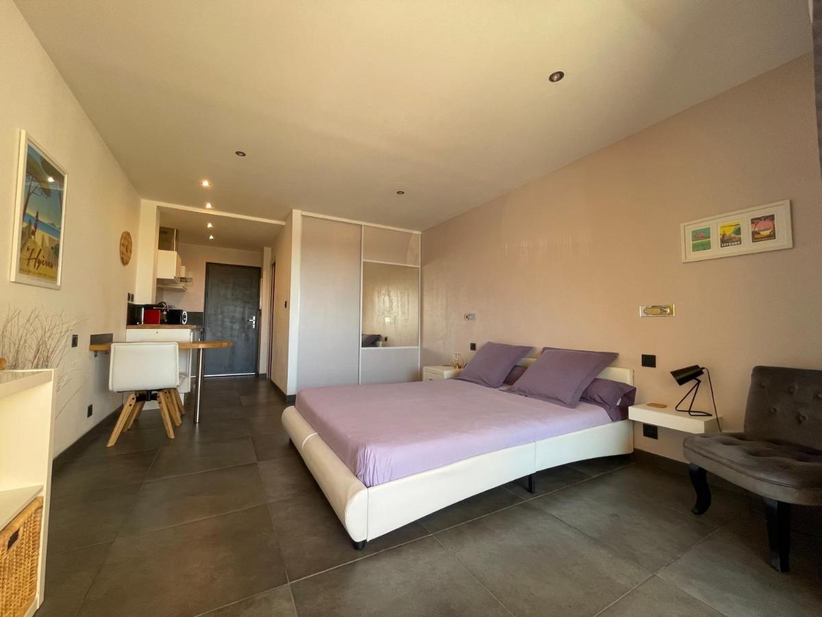 Apartment Le Port Confort Terrasse Clim *